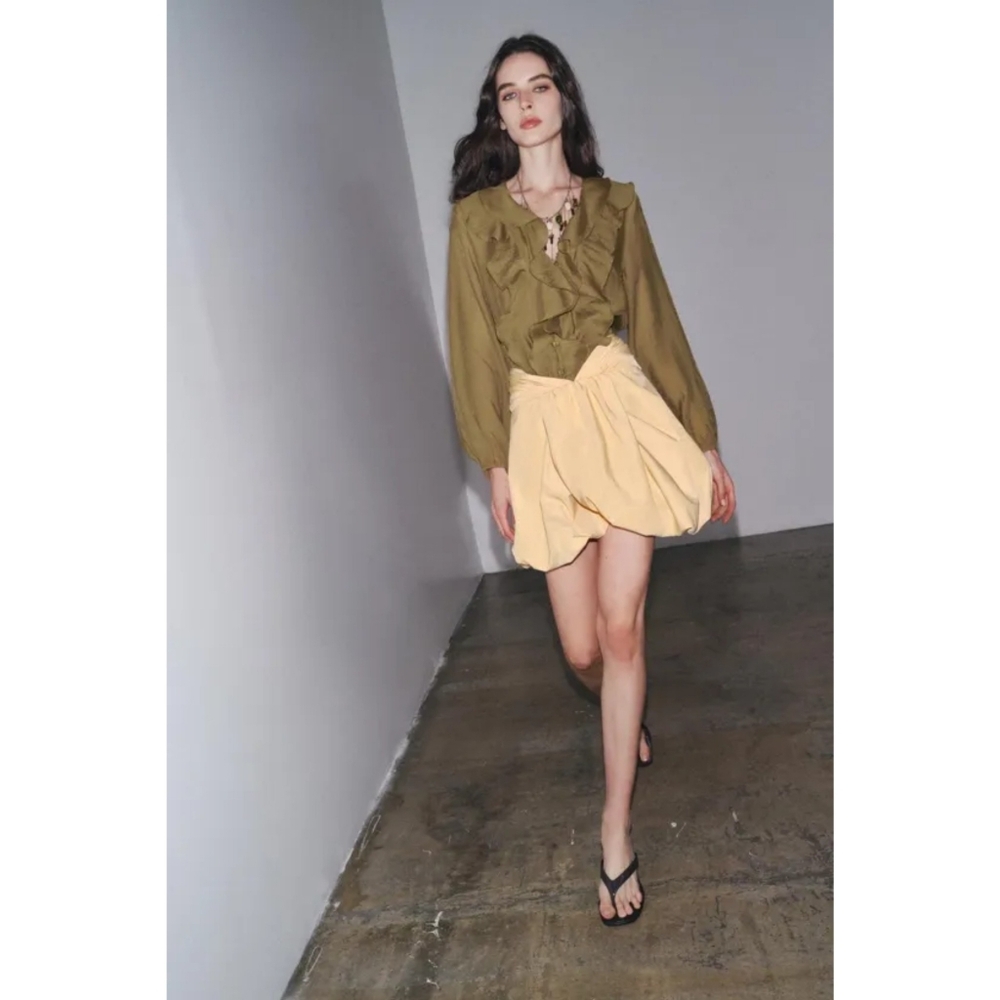 Zara Voluminous Bubble Skirt - Picture 4 of 16